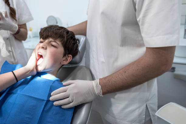 Best Emergency Treatment for Toothache in Prudenville, MI